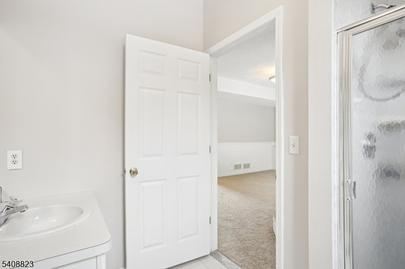 Castle Ridge - Residential