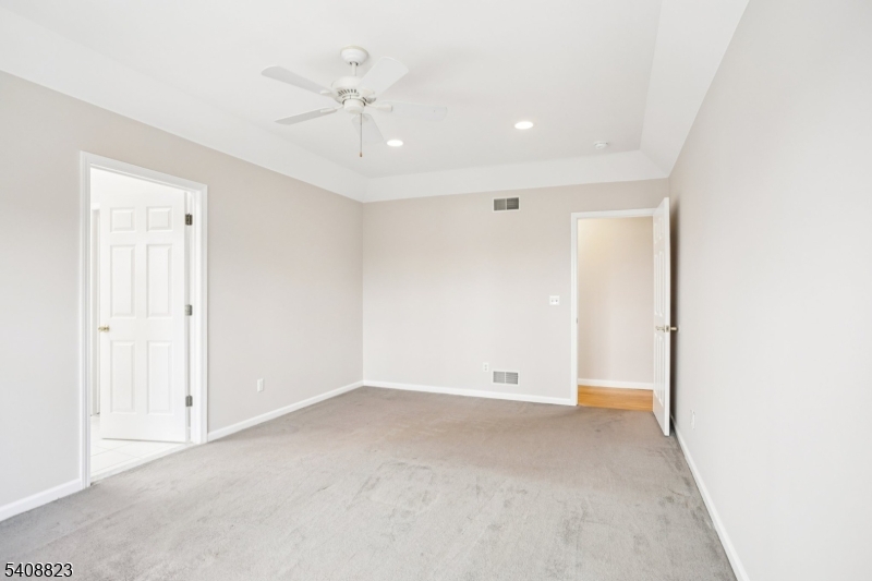 Castle Ridge - Residential