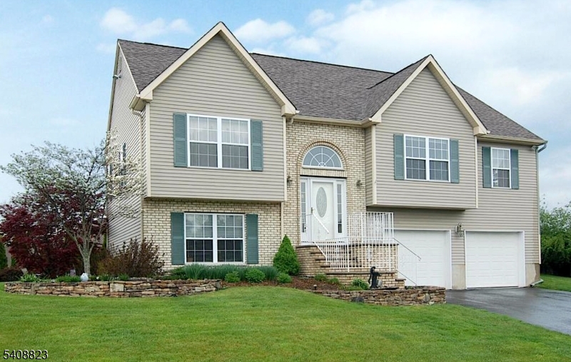 Castle Ridge - Residential