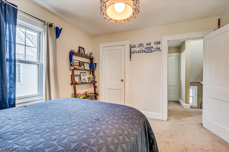 Dunellen Boro, New Jersey 08812, United States, 3 Bedrooms Bedrooms, ,2 BathroomsBathrooms,Residential,Active,241915