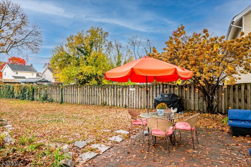 Dunellen Boro, New Jersey 08812, United States, 3 Bedrooms Bedrooms, ,2 BathroomsBathrooms,Residential,Active,241915