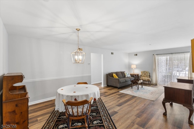 Seasons Glen - Residential