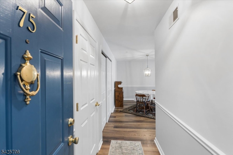 Seasons Glen - Residential