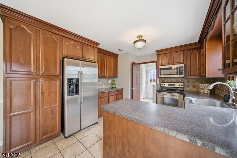 Cedar Knolls - Residential