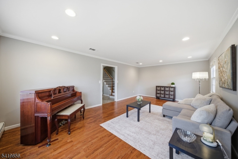 Cedar Knolls - Residential