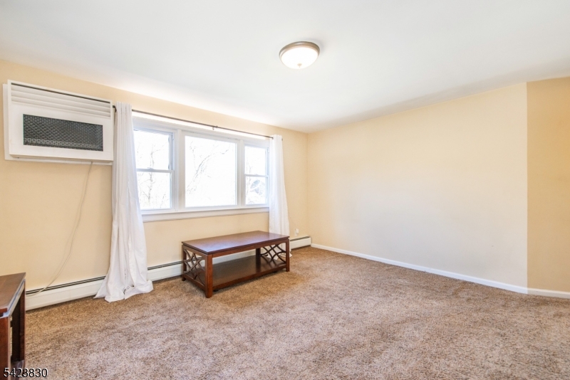 Pinecliff Lake - Residential