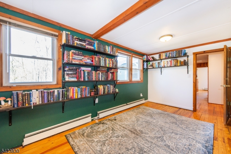 Pinecliff Lake - Residential