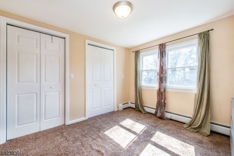 Pinecliff Lake - Residential