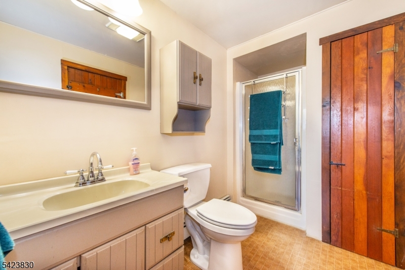 Pinecliff Lake - Residential