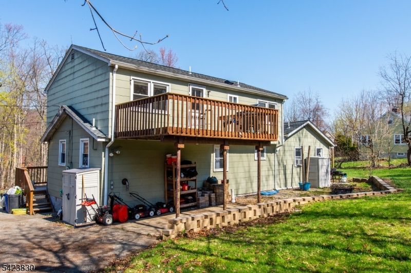 Pinecliff Lake - Residential