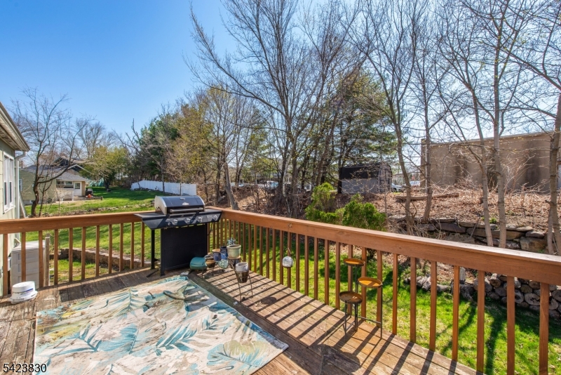 Pinecliff Lake - Residential