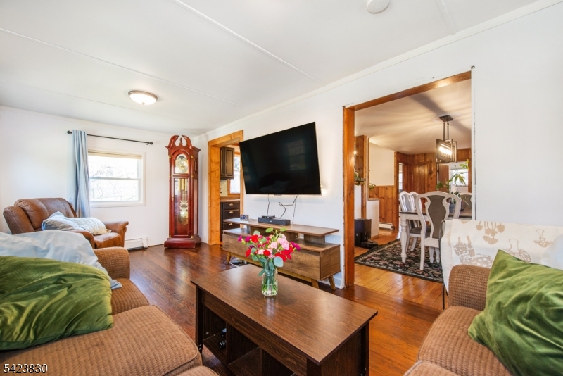 Pinecliff Lake - Residential