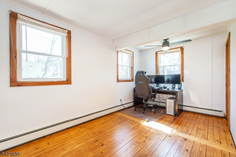 Pinecliff Lake - Residential