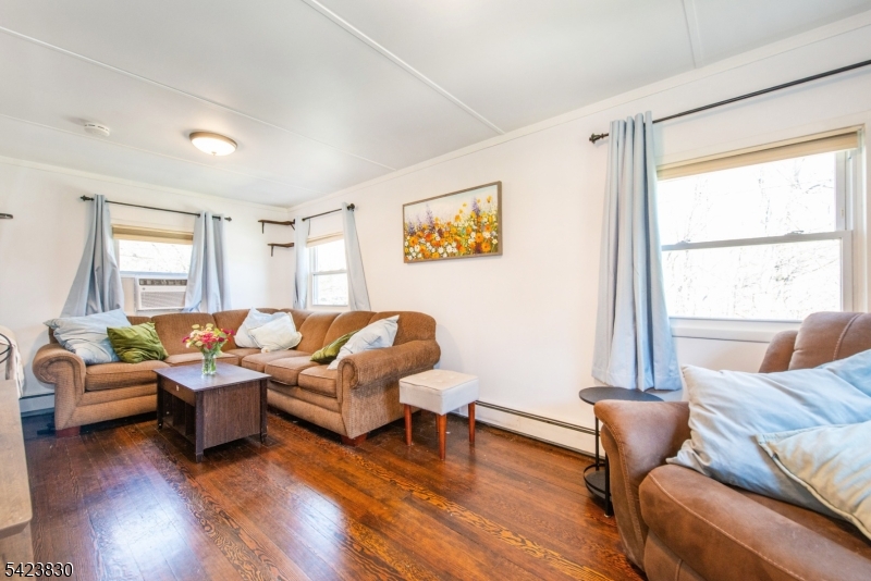 Pinecliff Lake - Residential