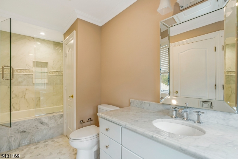 Bernardsville Mountain - Residential