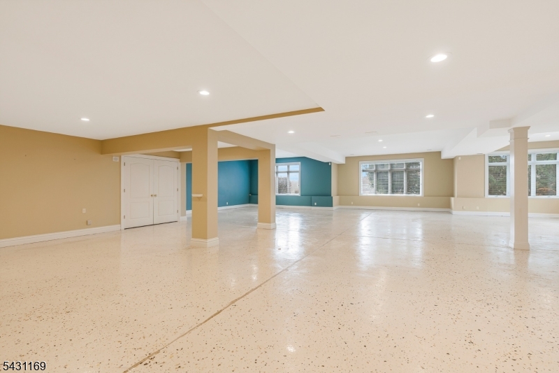 Bernardsville Mountain - Residential