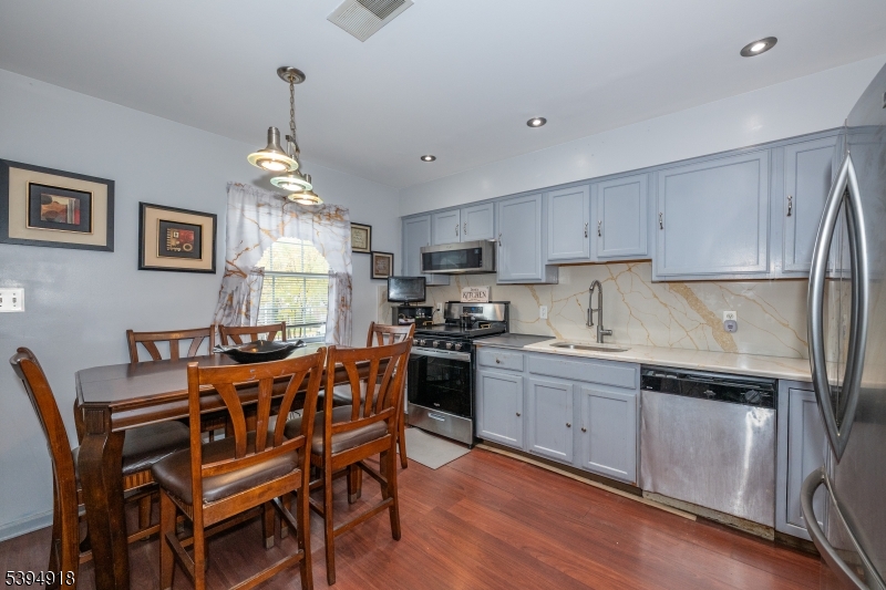 Community Hills - Residential