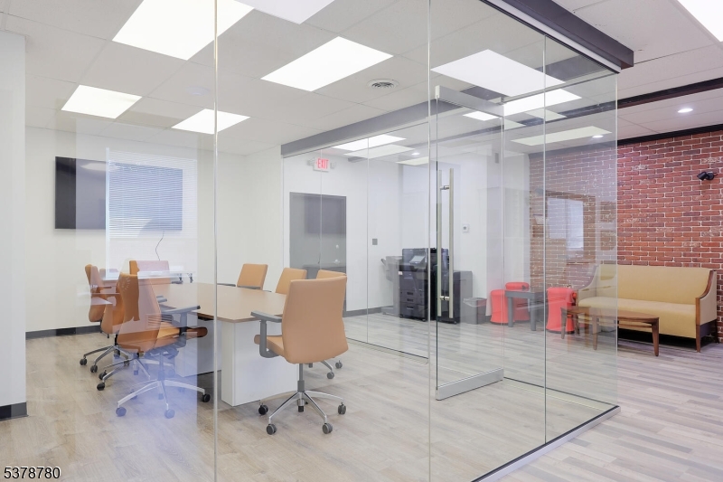 Medical/Professional Office - Commercial Sale