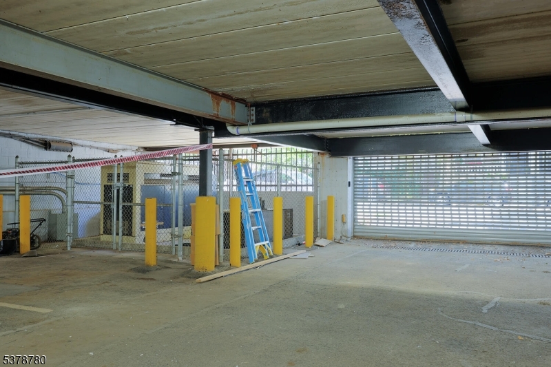 Medical/Professional Office - Commercial Sale