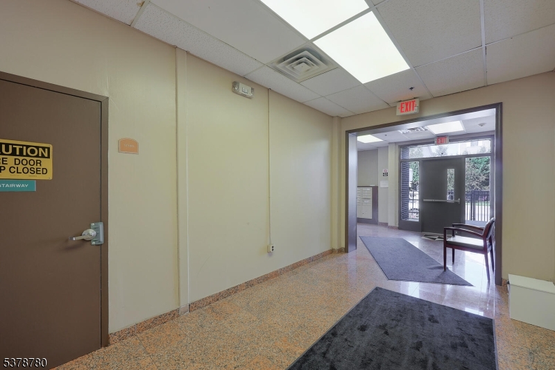 Medical/Professional Office - Commercial Sale