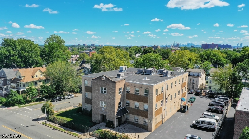 Medical/Professional Office - Commercial Sale