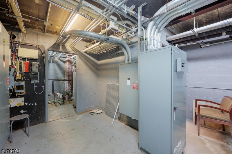 Medical/Professional Office - Commercial Sale