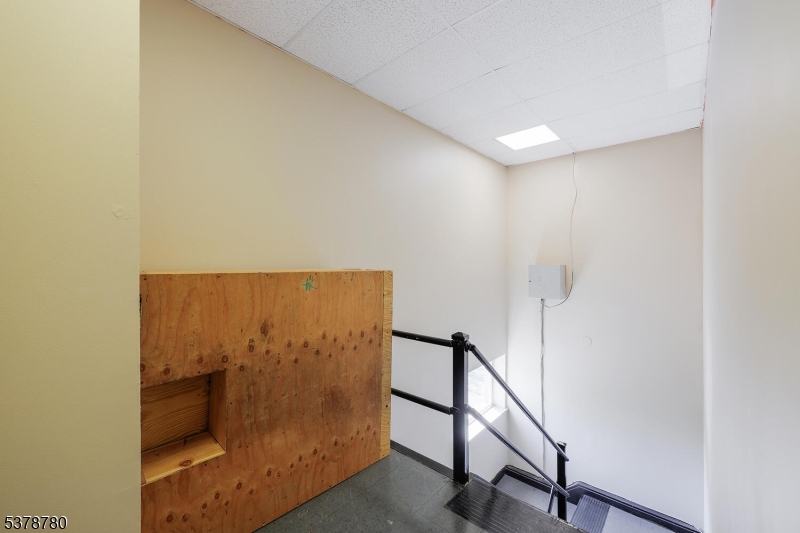 Medical/Professional Office - Commercial Sale