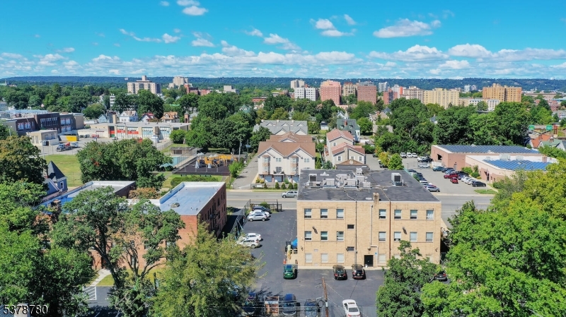 Medical/Professional Office - Commercial Sale