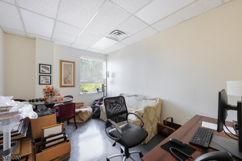 Medical/Professional Office - Commercial Sale