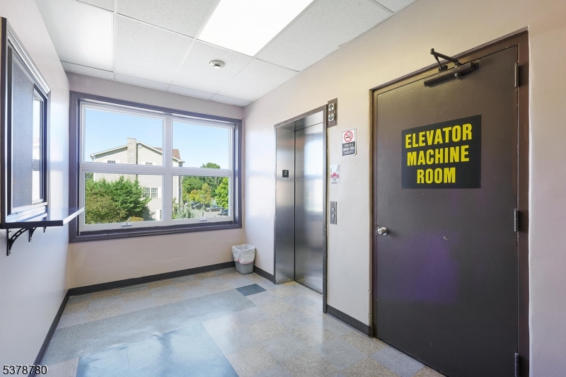 Medical/Professional Office - Commercial Sale