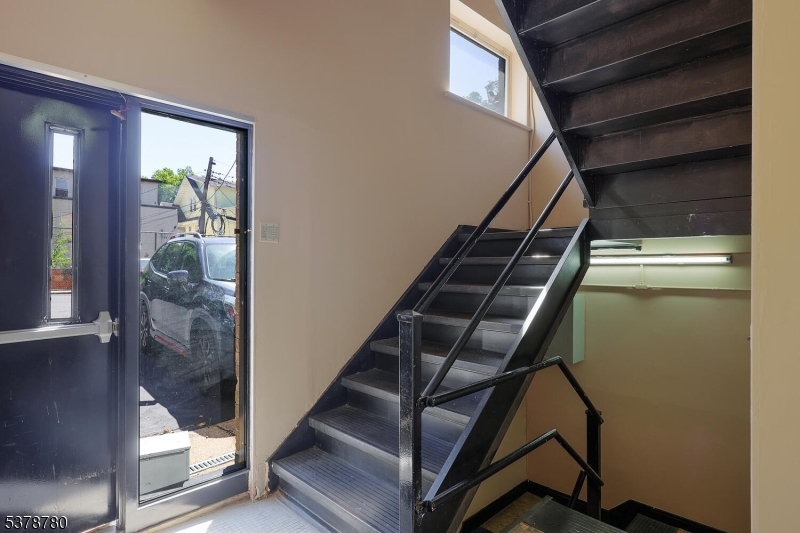 Medical/Professional Office - Commercial Sale