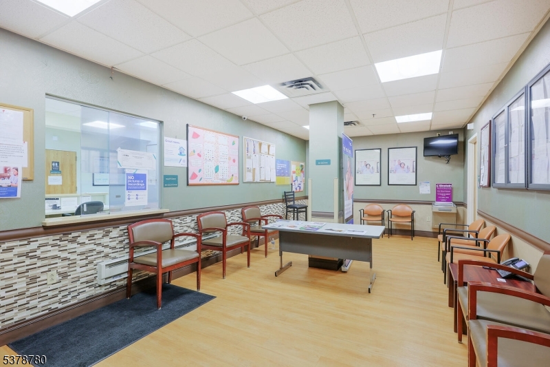 Medical/Professional Office - Commercial Sale