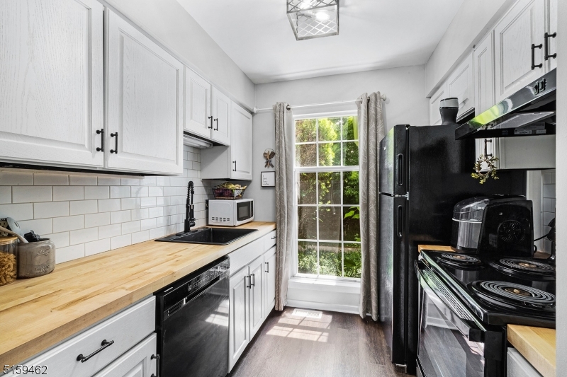 Panther Valley - Residential