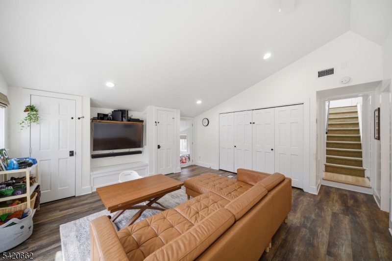 Valhalla - Residential