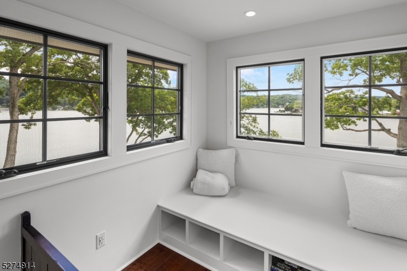 Lake Mohawk - Residential