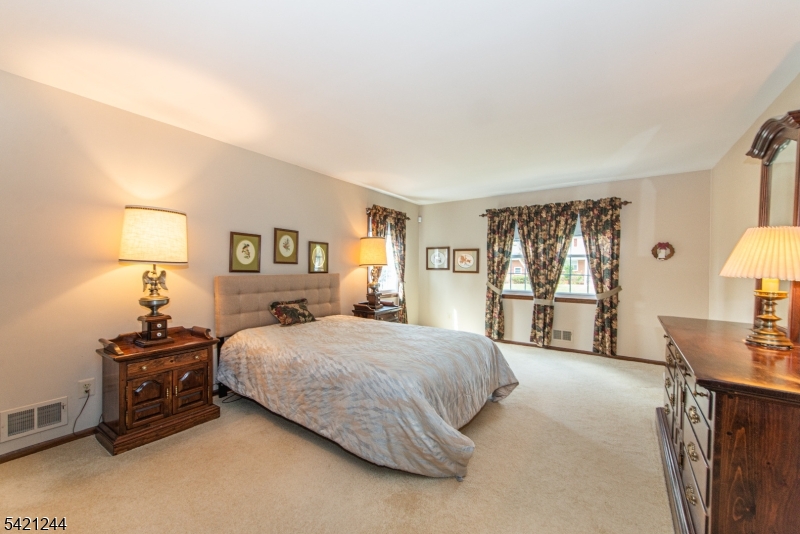 INTERVALE HEIGHTS - Residential