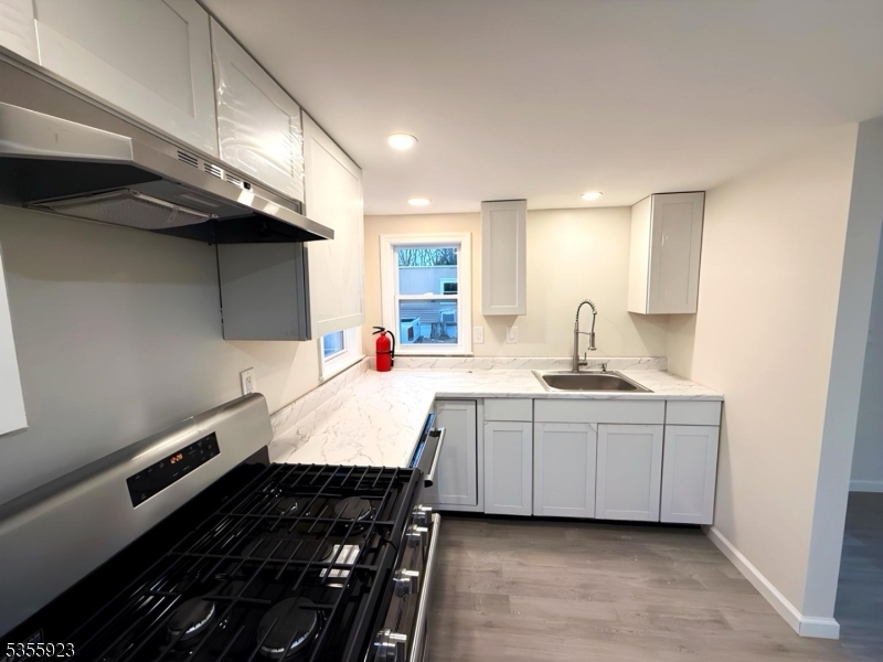 46 Roberts RD