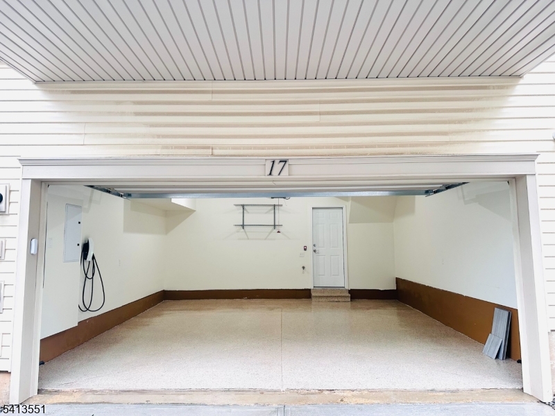 Livingston Square - Residential