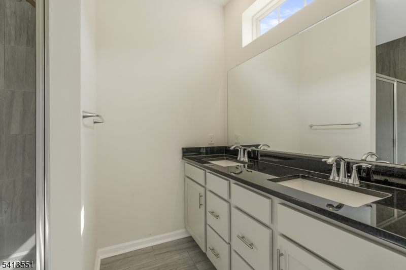 Livingston Square - Residential