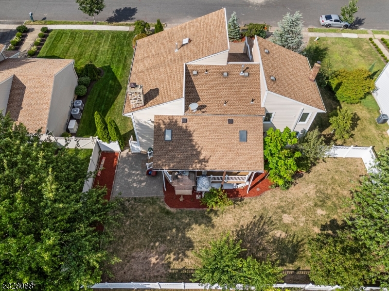 26 Benjamin Dr