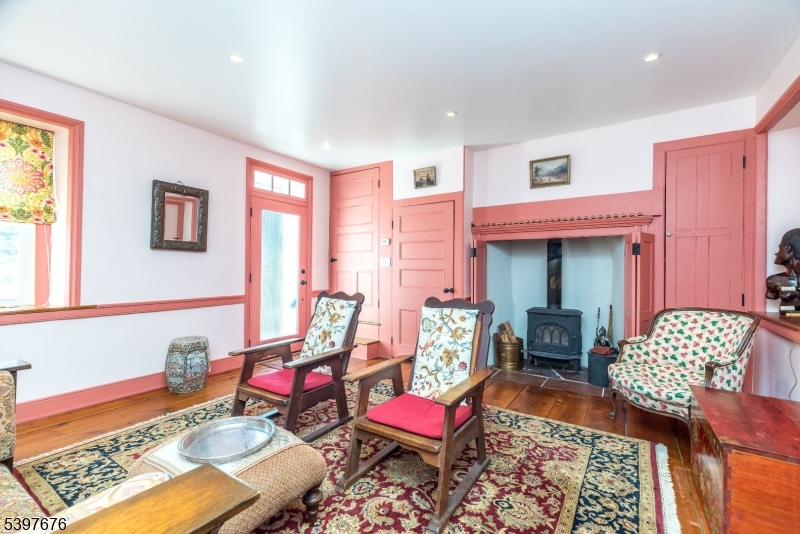 Finesville - Residential