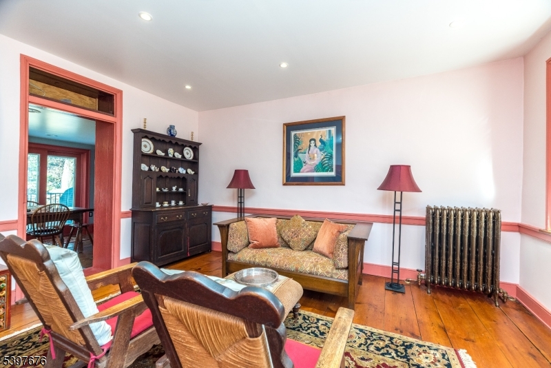 Finesville - Residential