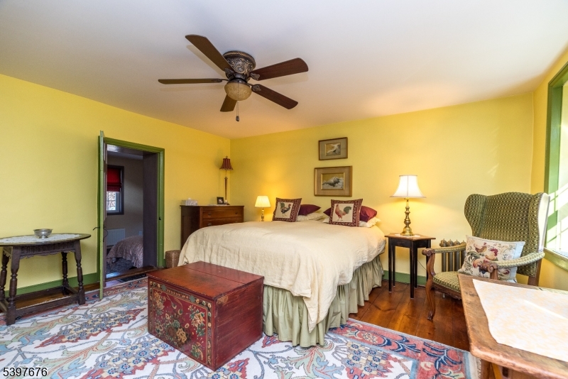 Finesville - Residential