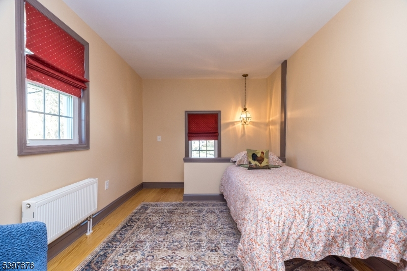 Finesville - Residential