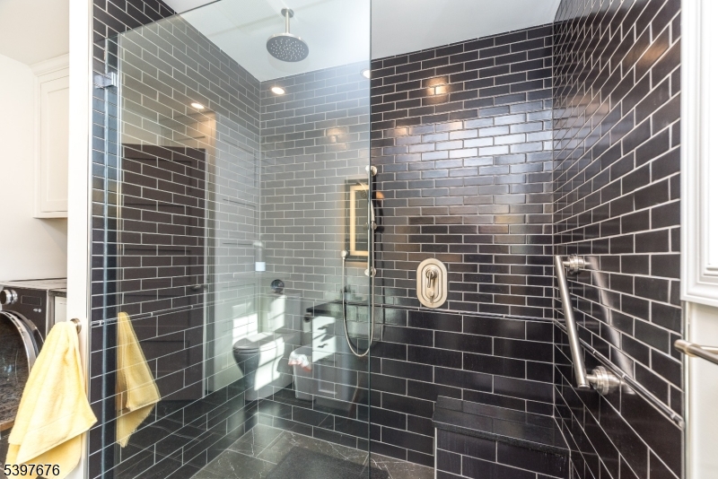 Finesville - Residential