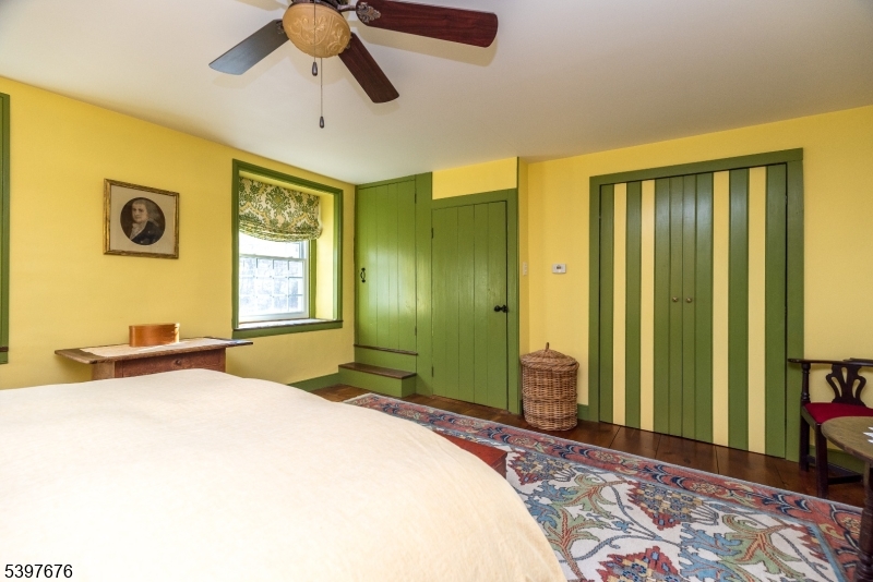 Finesville - Residential