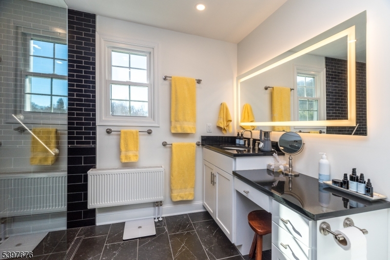 Finesville - Residential