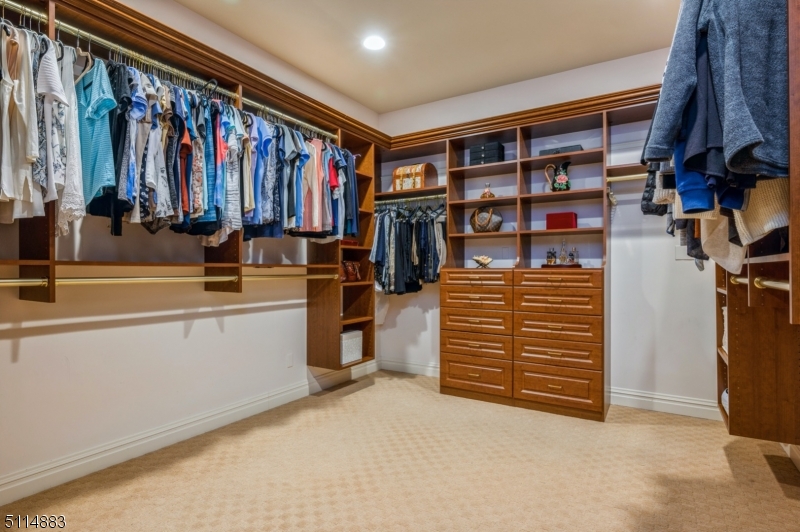 New Vernon - Residential