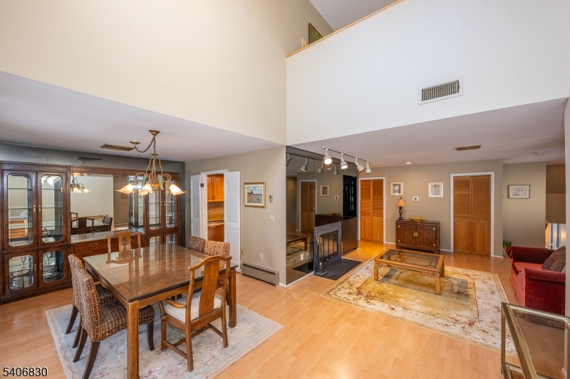 Villas at Eagle Ridge - Residential