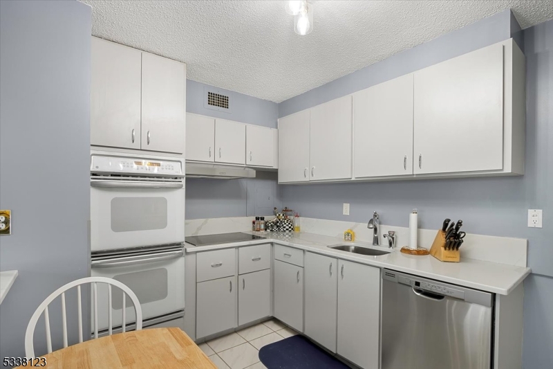 Claridge House - Residential